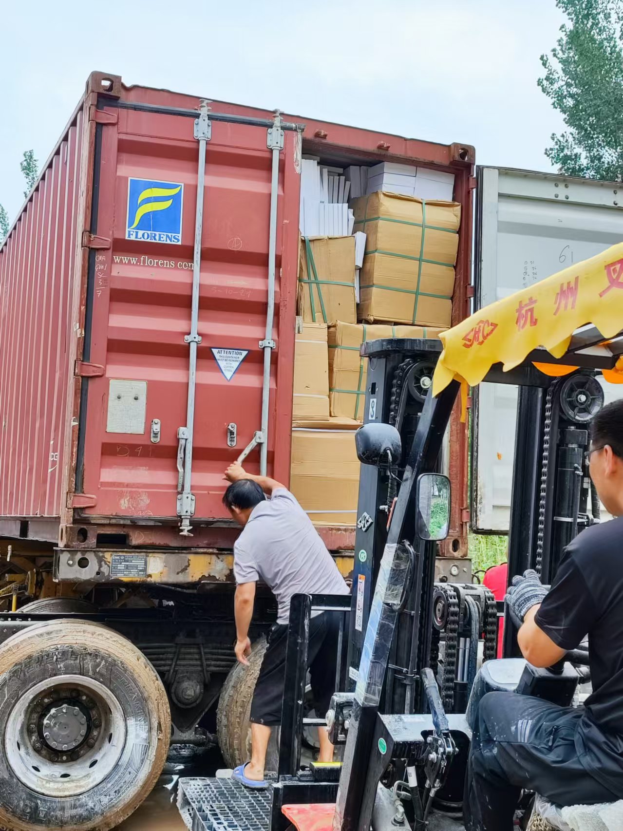 濾芯PU膠水為自然環(huán)境注入溫和力量