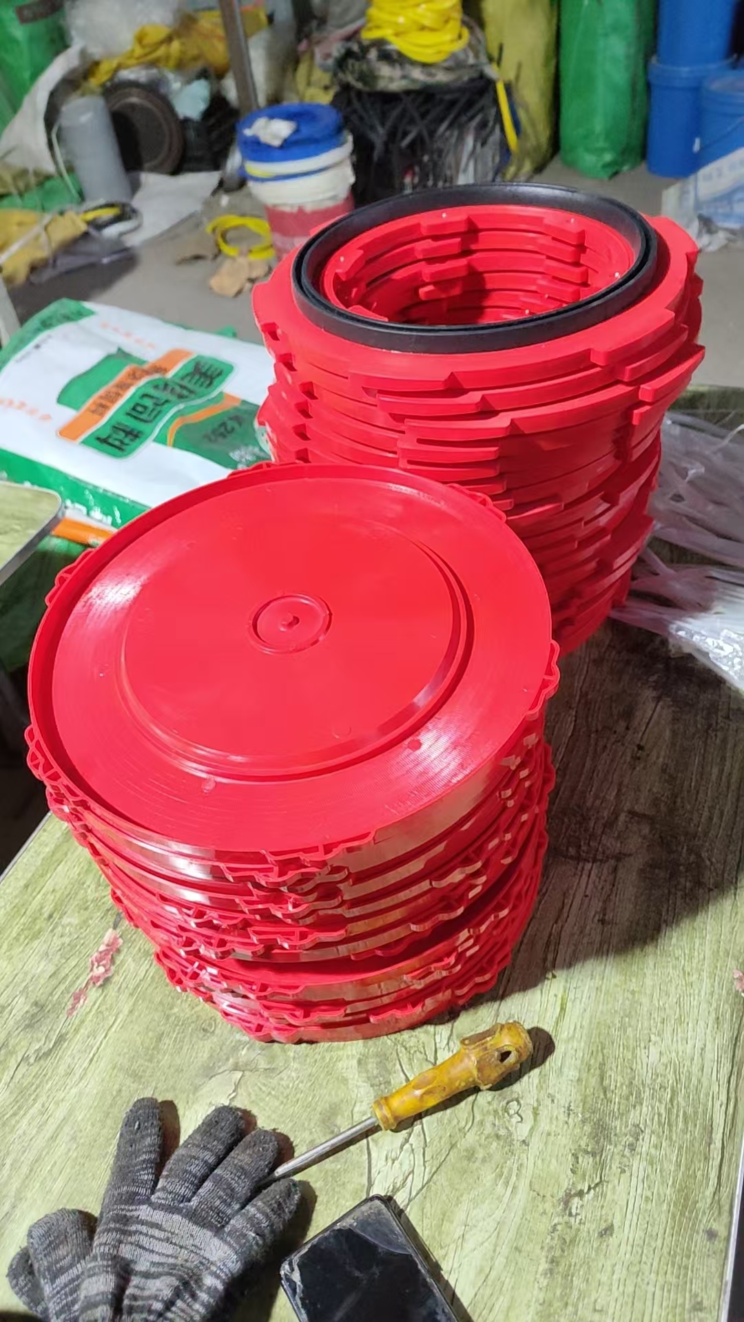 優(yōu)化除塵濾筒端蓋膠的固定與密封功能